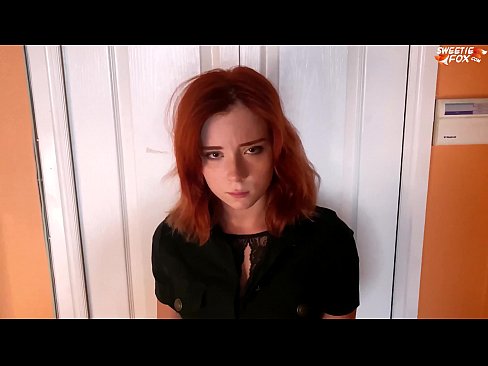 ❤️ Sekureca Gardisto Punis Belulinon pro Butikŝtelado - Cum En Buŝo ❌ Malmola porno ĉe ni ﹏